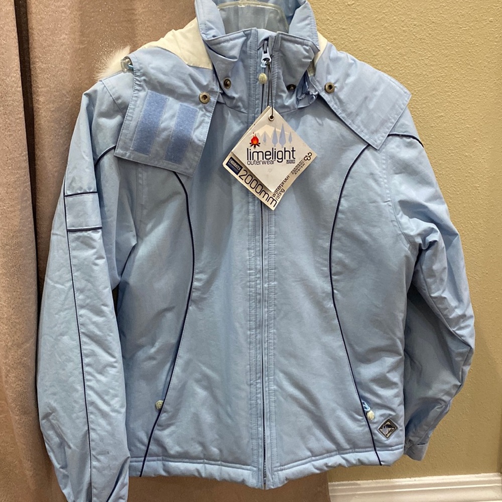 New with tags. Limelight brand ski jacket. Size extra small.